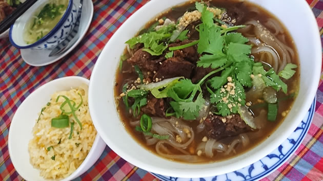 タイ料理レストラン クムパヤーでランチ 春日市 ちくしなび